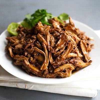 Honey Glazed Crockpot Chicken Adobo - simple pantry ingredients, hardly any hands-on time, 200 calories. | https://vitality-news.fit