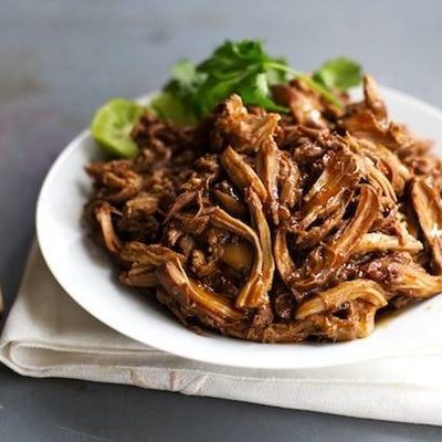 Honey Glazed Crockpot Chicken Adobo - simple pantry ingredients, hardly any hands-on time, 200 calories. | https://vitality-news.fit